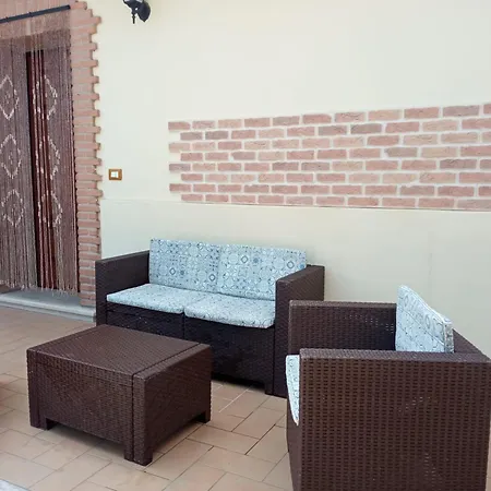 Apartment Tor Vergata Con Giardino